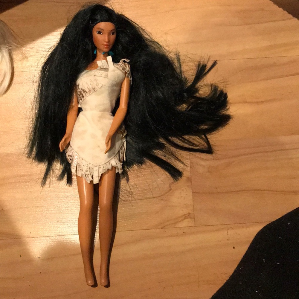 Pocahontas Vintage Mattel Disney doll